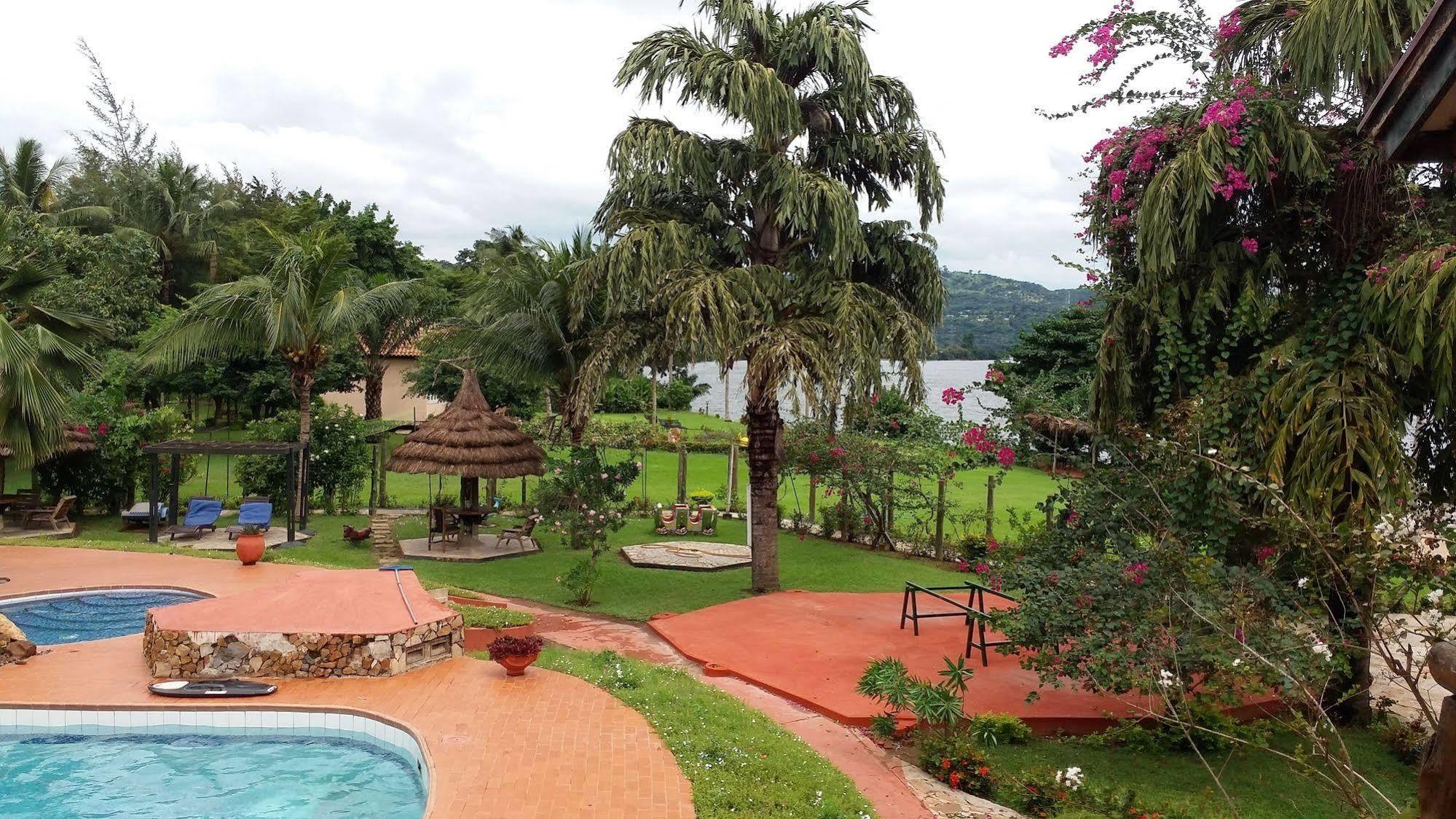 منتجع أفريكيكو ريفر فرونت Akosombo المظهر الخارجي الصورة